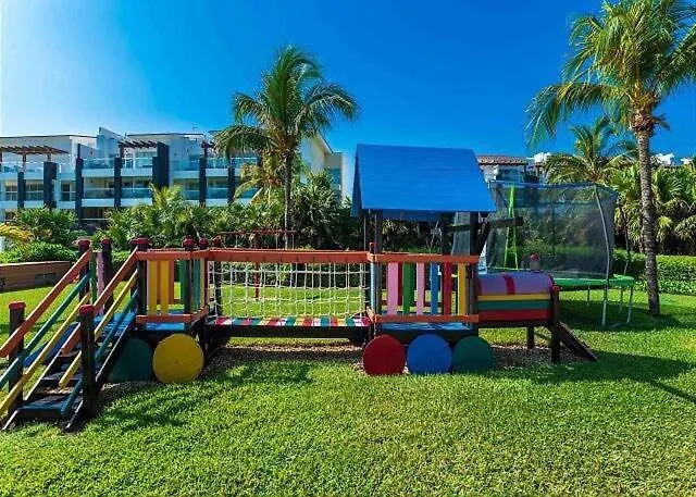 Luxury Ocean View Condo In Mareazul Beach Front - Almajuma House 普拉亚卡门
